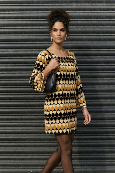 VF3082A01-261_C1565-1